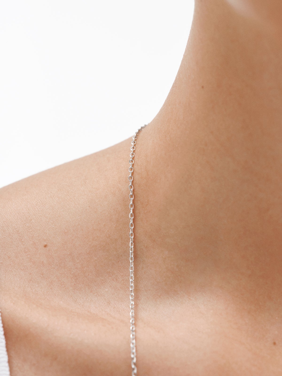 65 cm rhodium-plated 925 silver rolled chain