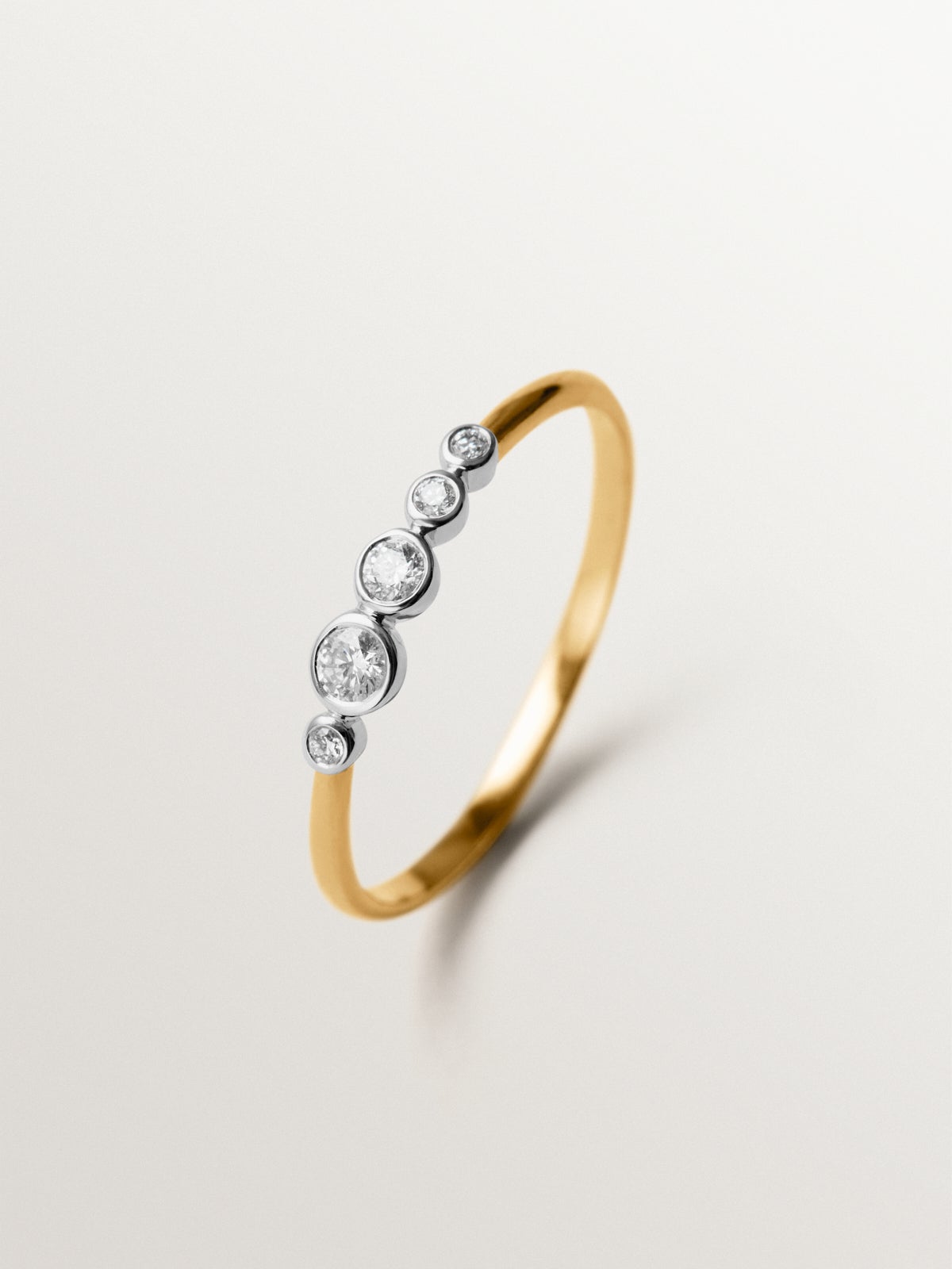 9K white and yellow gold ring with diamonds