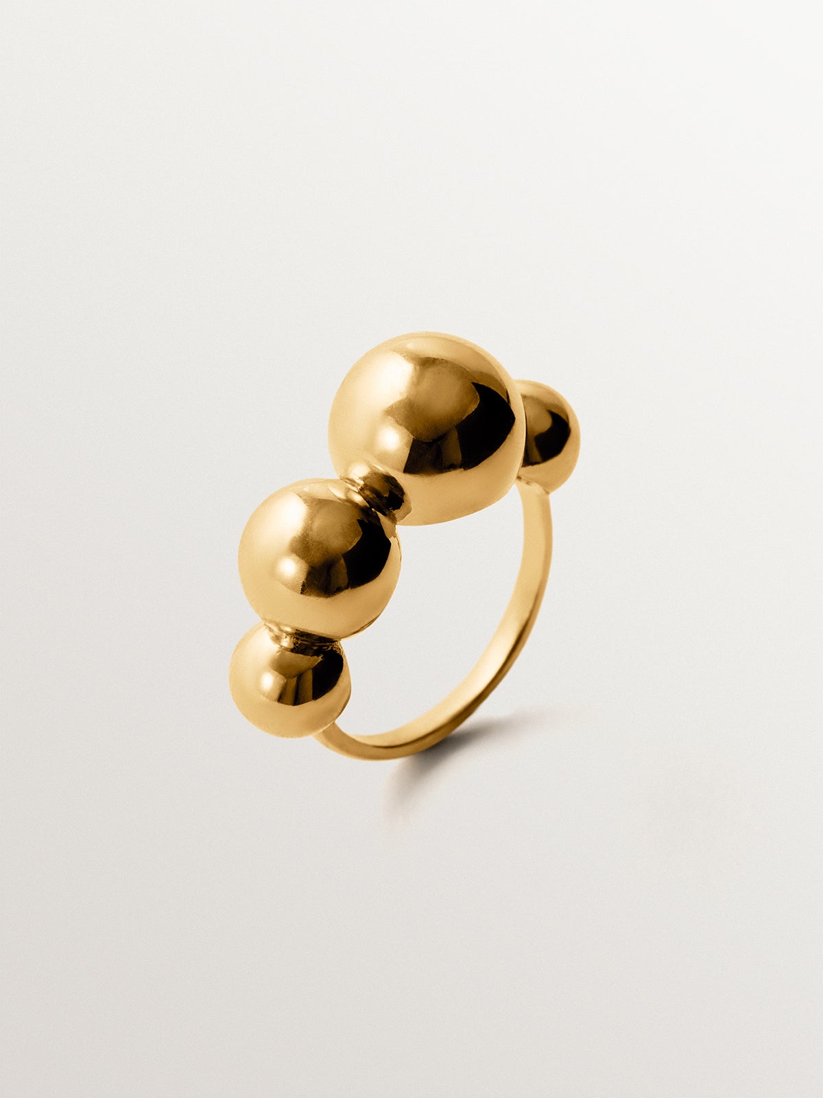 925 silver ring plated in 18K yellow gold with spheres