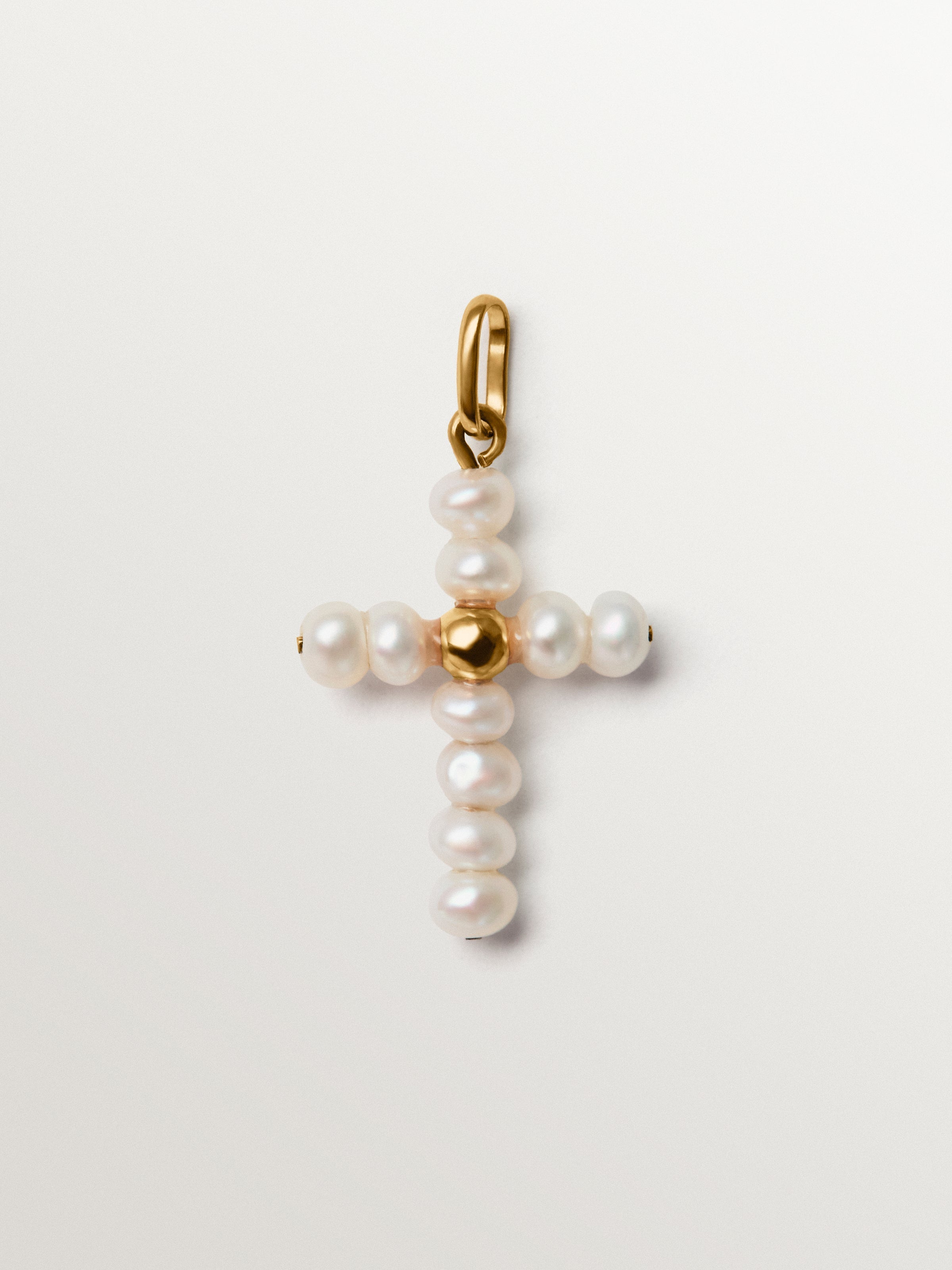18K yellow gold plated 925 silver charm with pearls and a cross shape