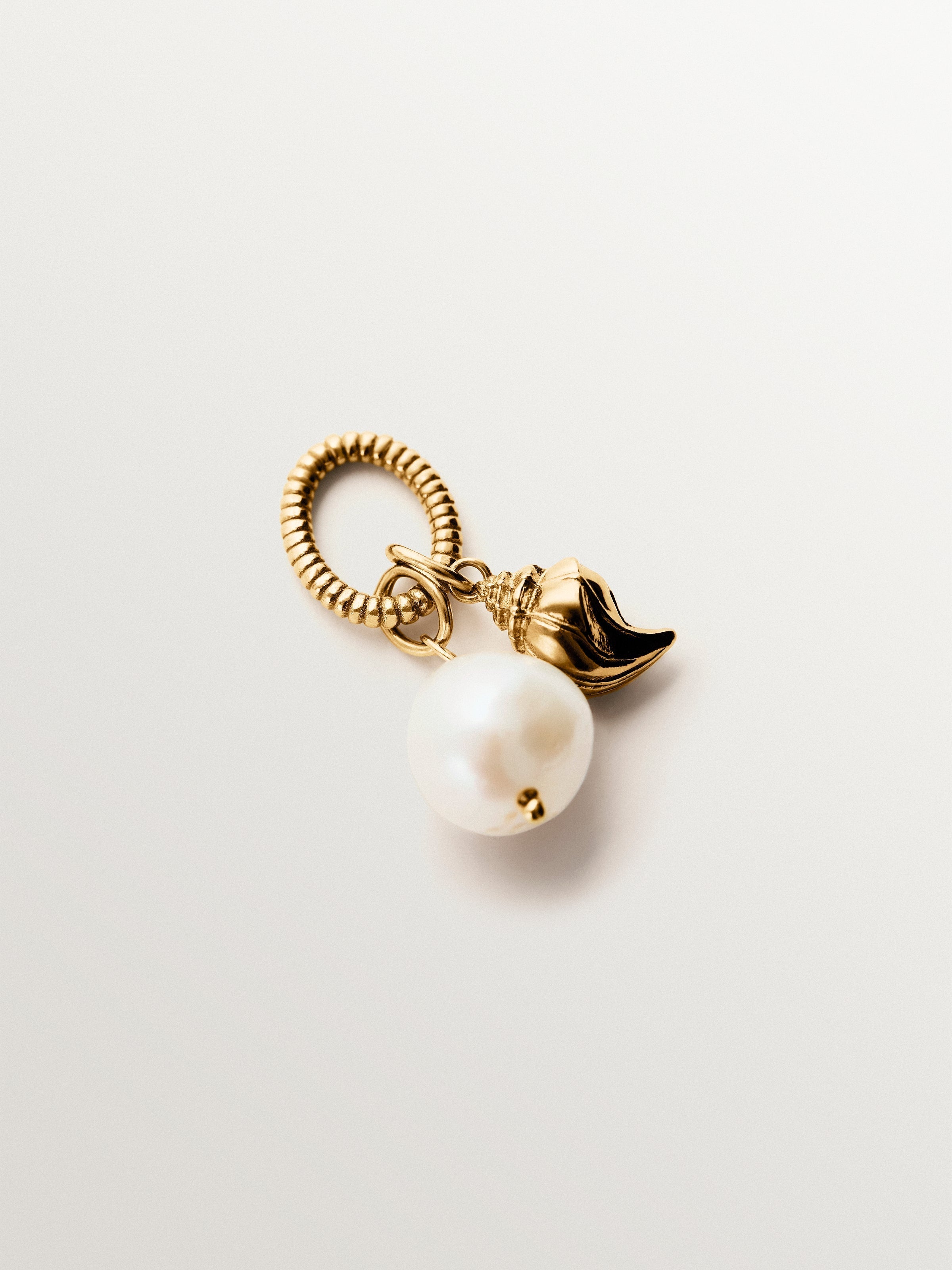 18K yellow gold plated 925 silver charm with pearl
