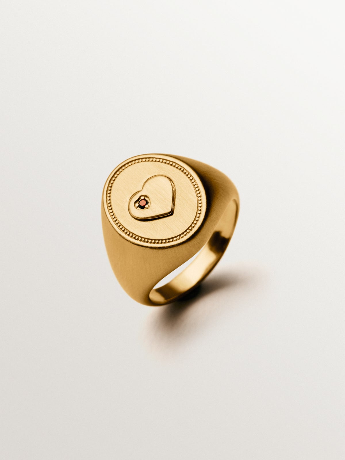 18K yellow gold plated silver signet ring with rose garnet