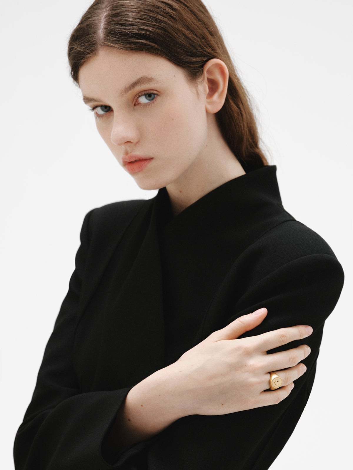 18K yellow gold plated silver signet ring with rose garnet