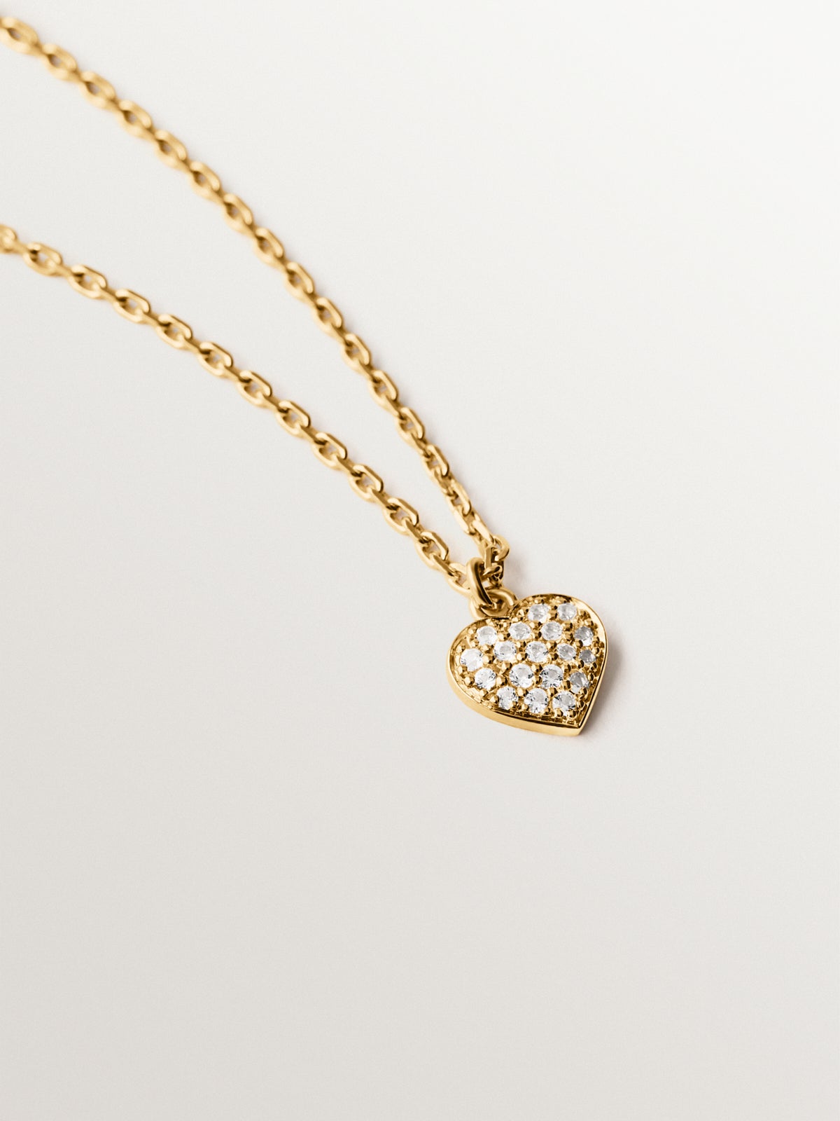 18K yellow gold plated silver pendant, white topaz and heart shape