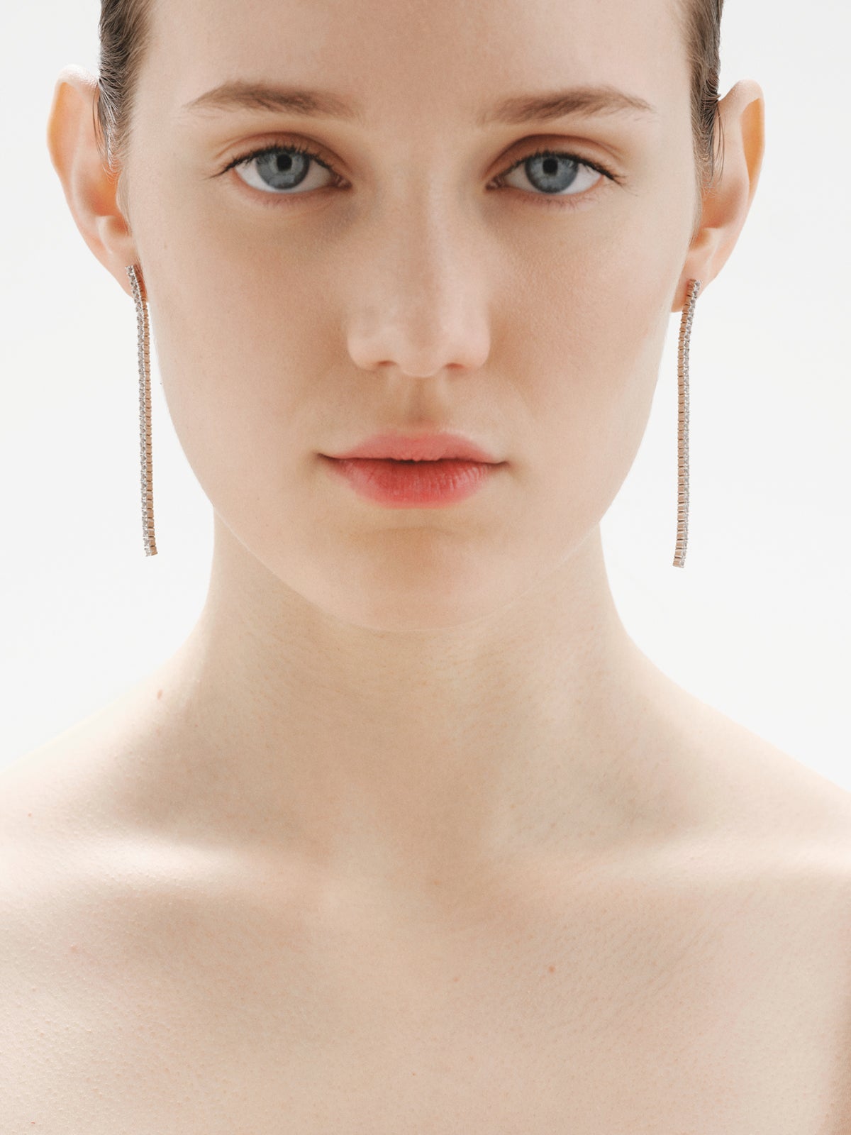 925 silver long earrings with white topaz