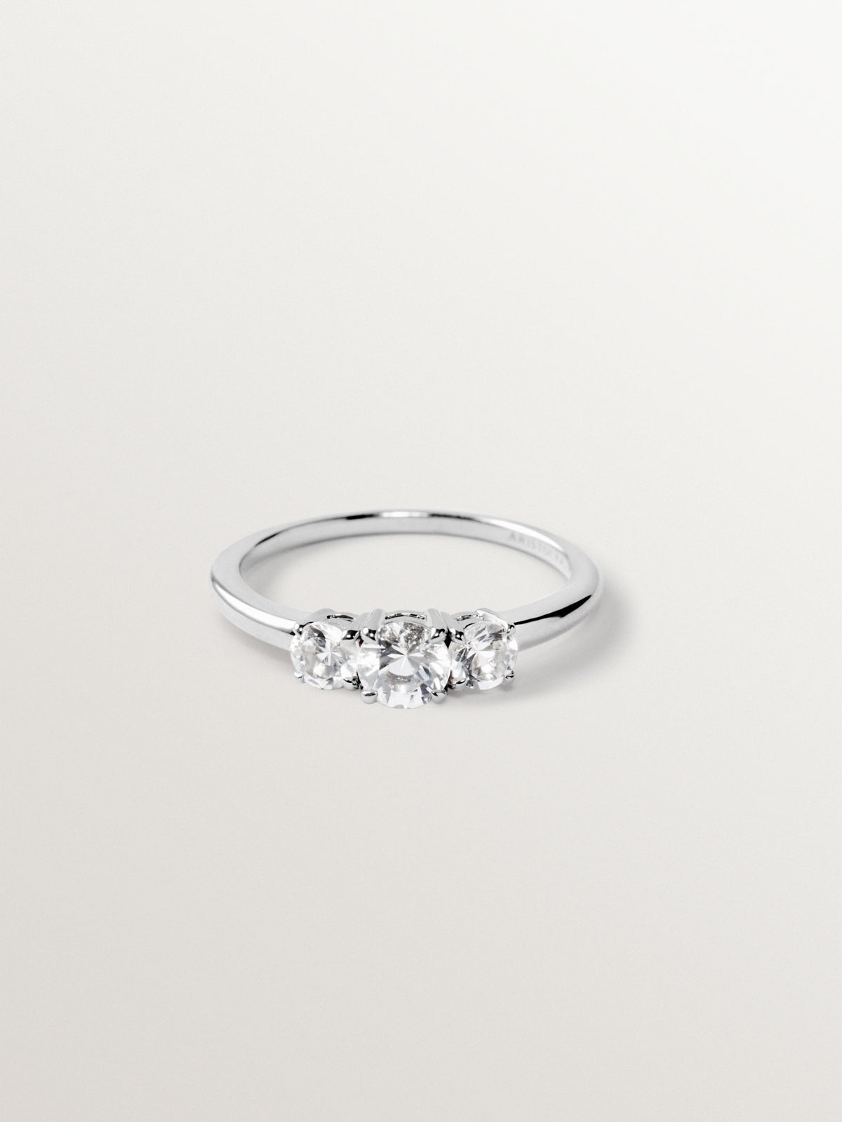 Triplet ring in 925 silver with white quartz