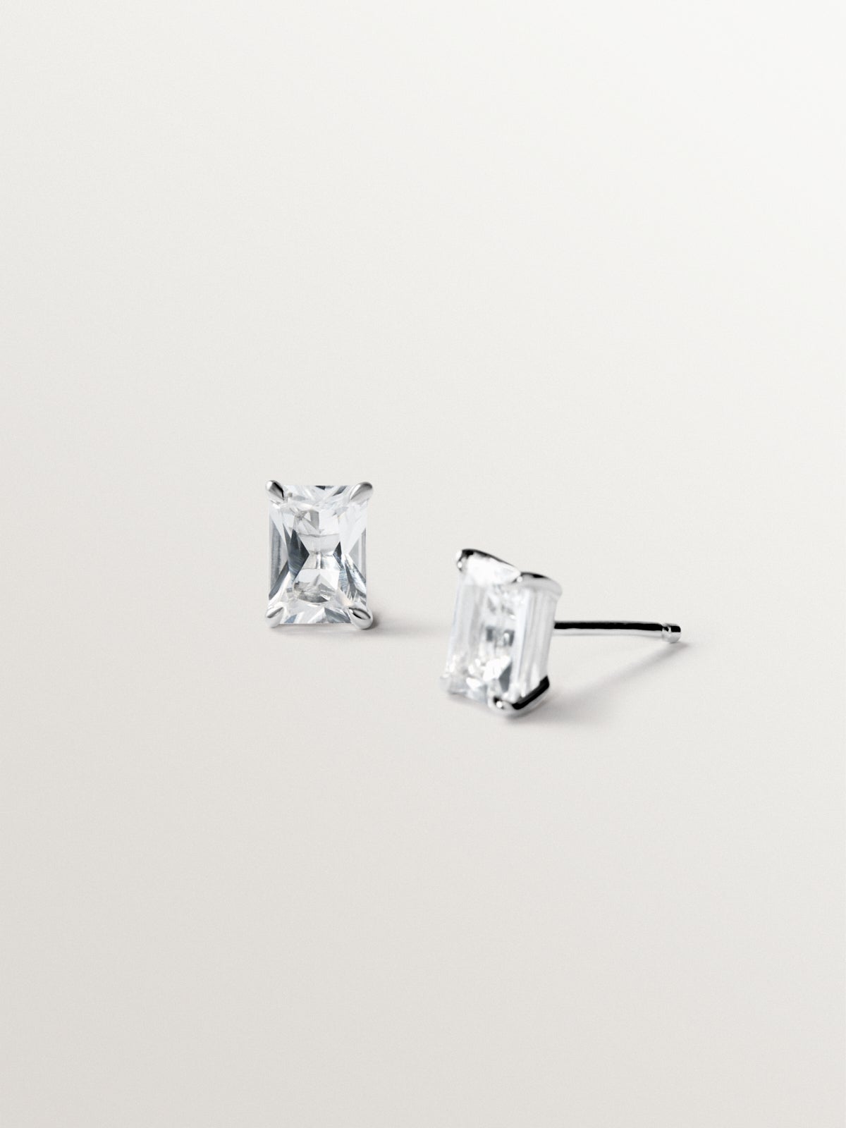925 silver stud earrings with white quartz