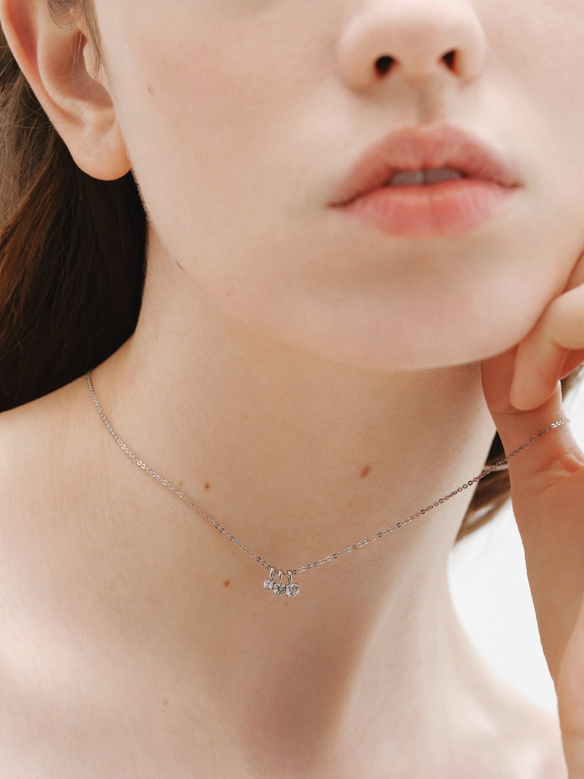 925 silver necklace with white quartz