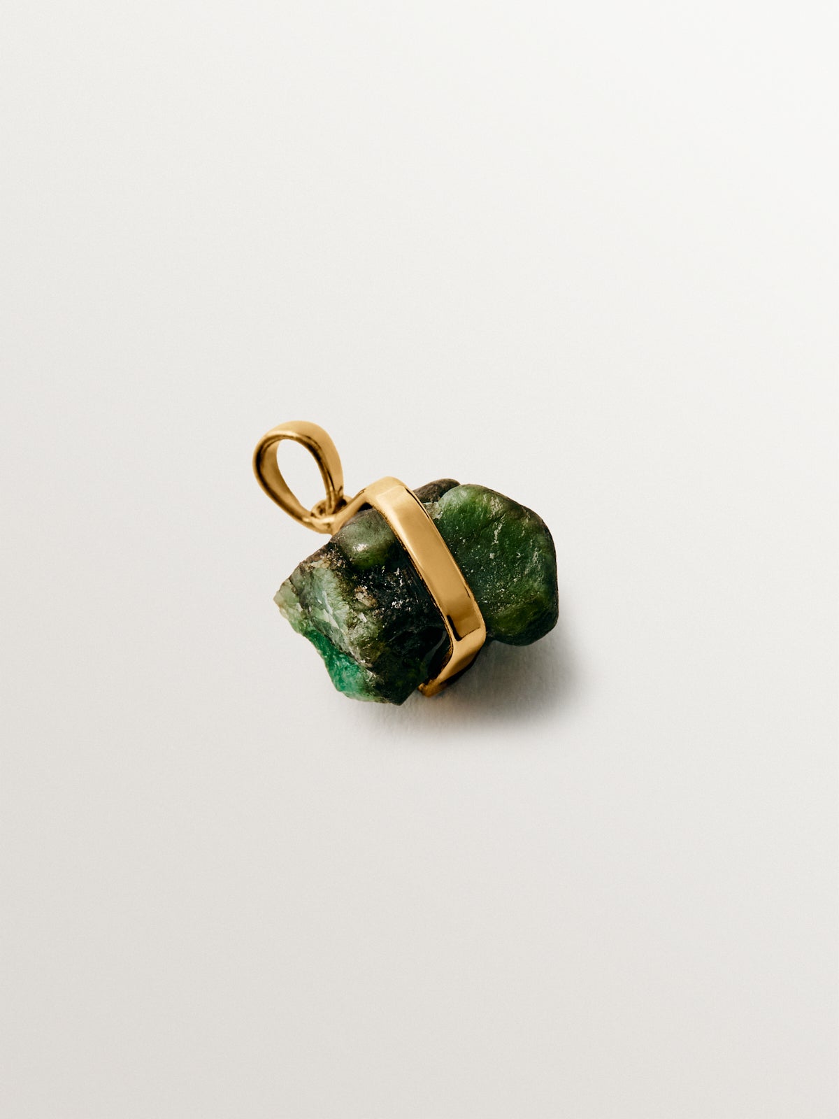 Mayo birthstone charm with emerald