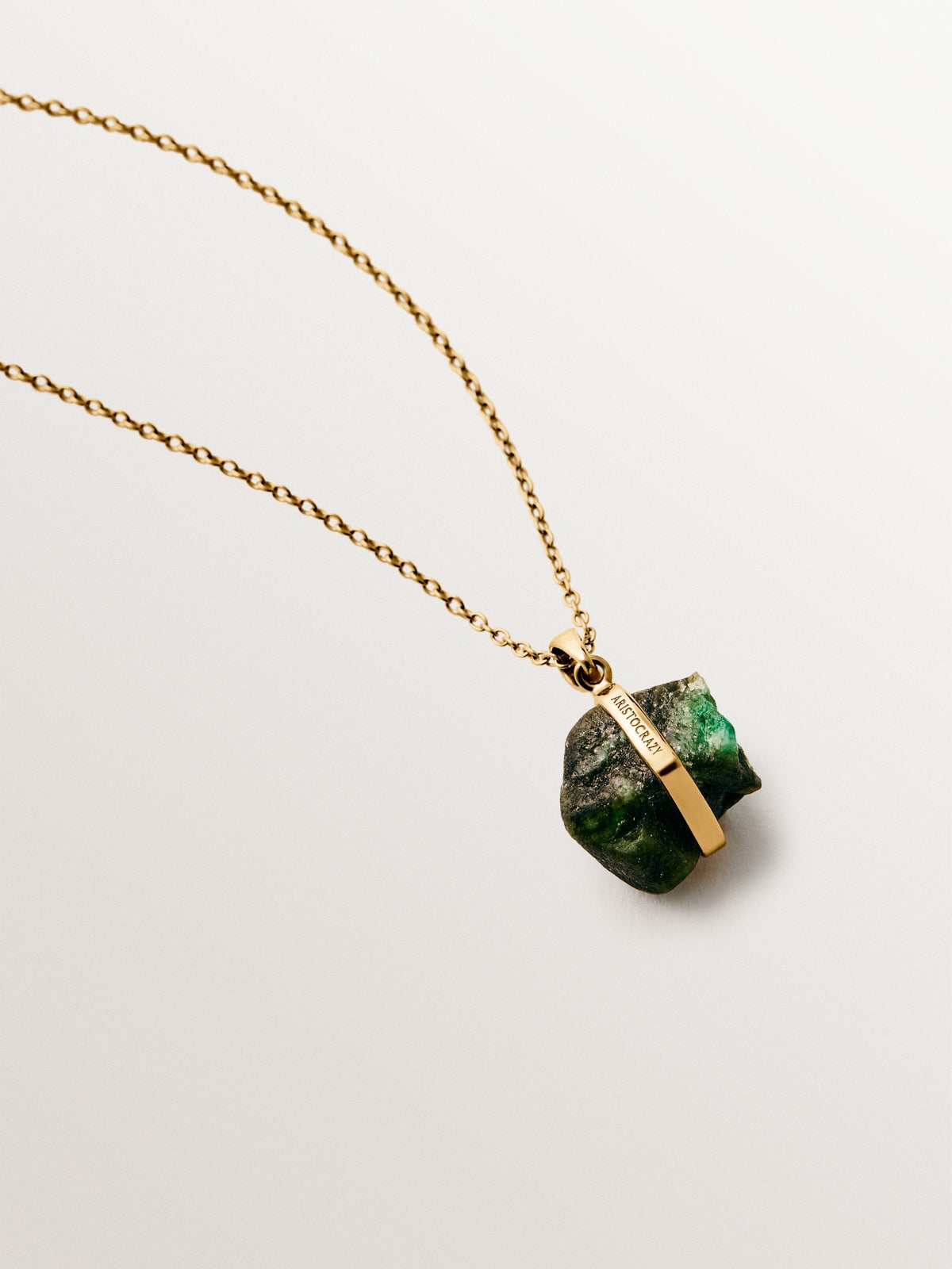 Mayo birthstone charm with emerald