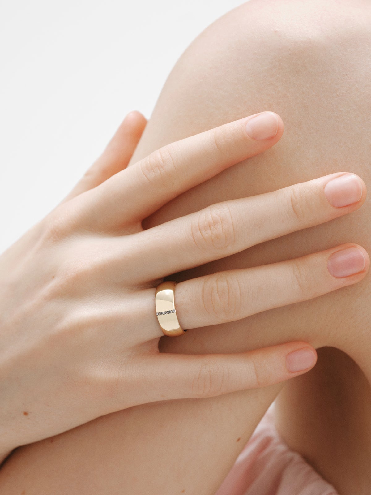 9K Yellow Gold Ring with Lab Grown Diamonds
