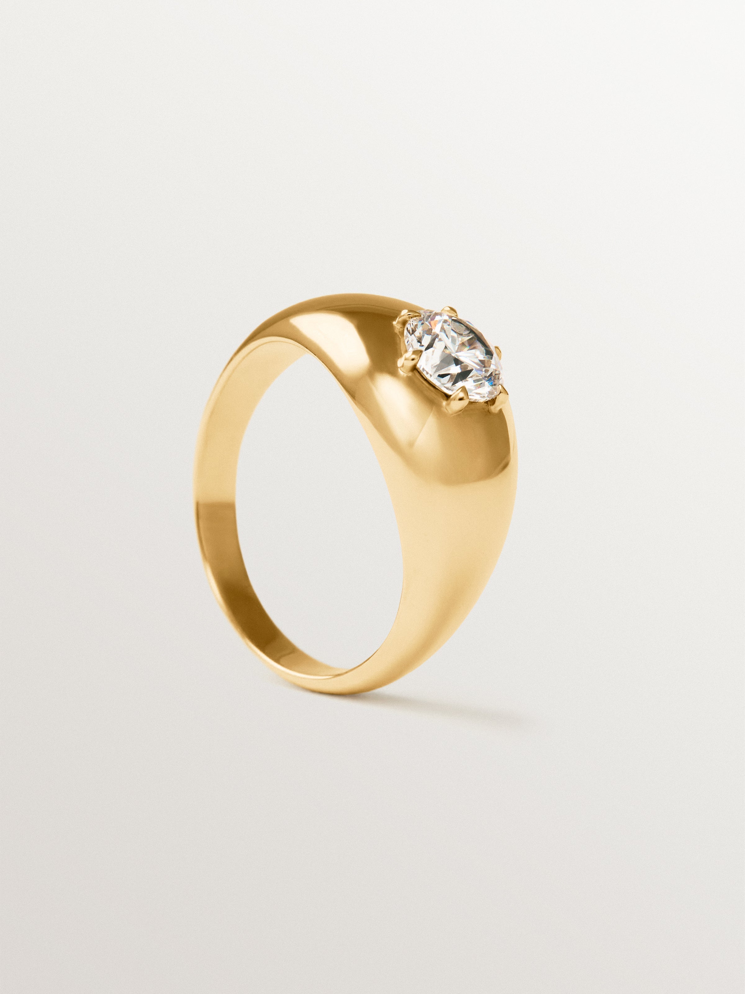 9K Yellow Gold Ring with Lab Grown Diamond
