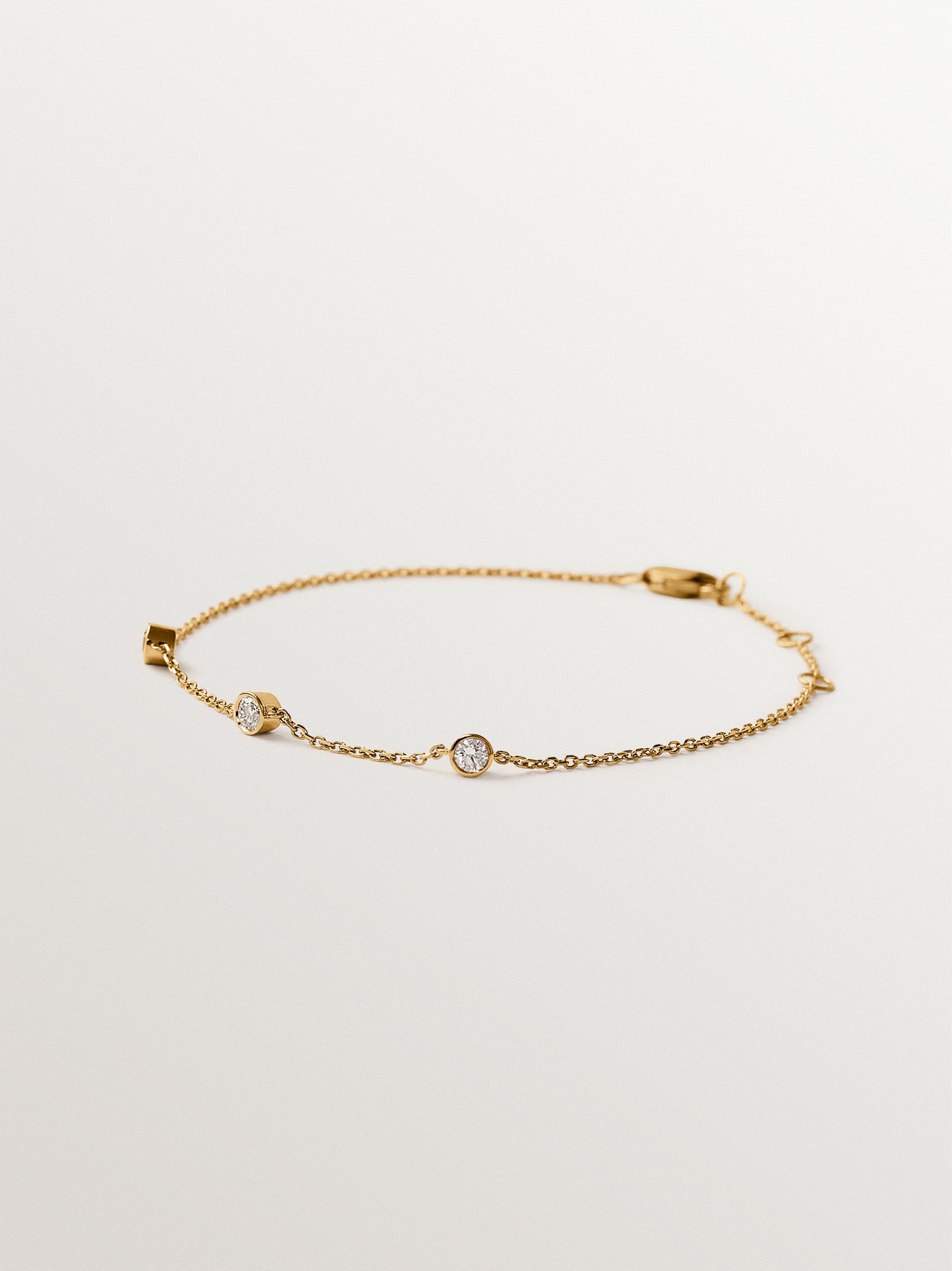 9K yellow gold bracelet with lab grown diamonds