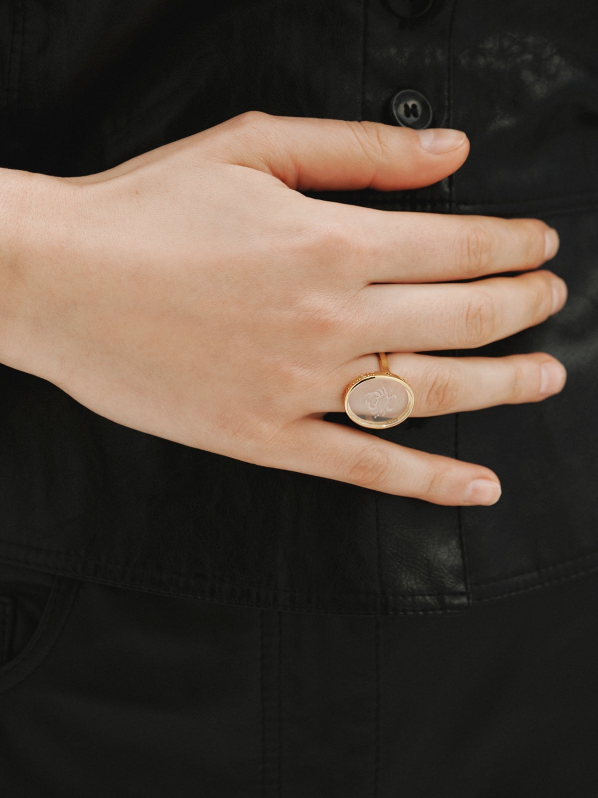 Cancer signet ring in 925 silver plated in 18K yellow gold and rock crystal