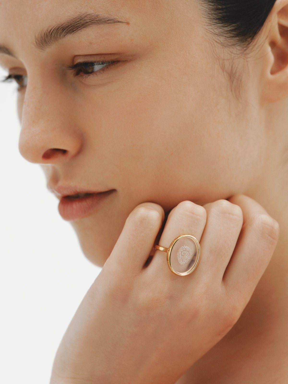 Leo signet ring in 925 silver plated with 18K yellow gold and rock crystal