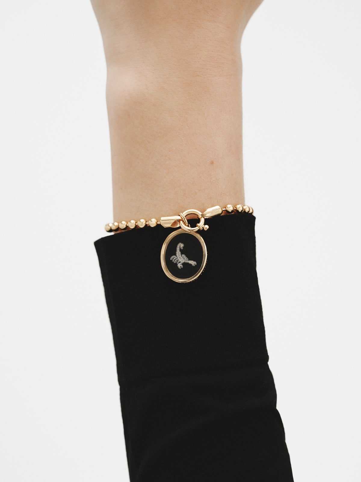 Scorpio charm in 925 silver plated in 18K yellow gold and rock crystal