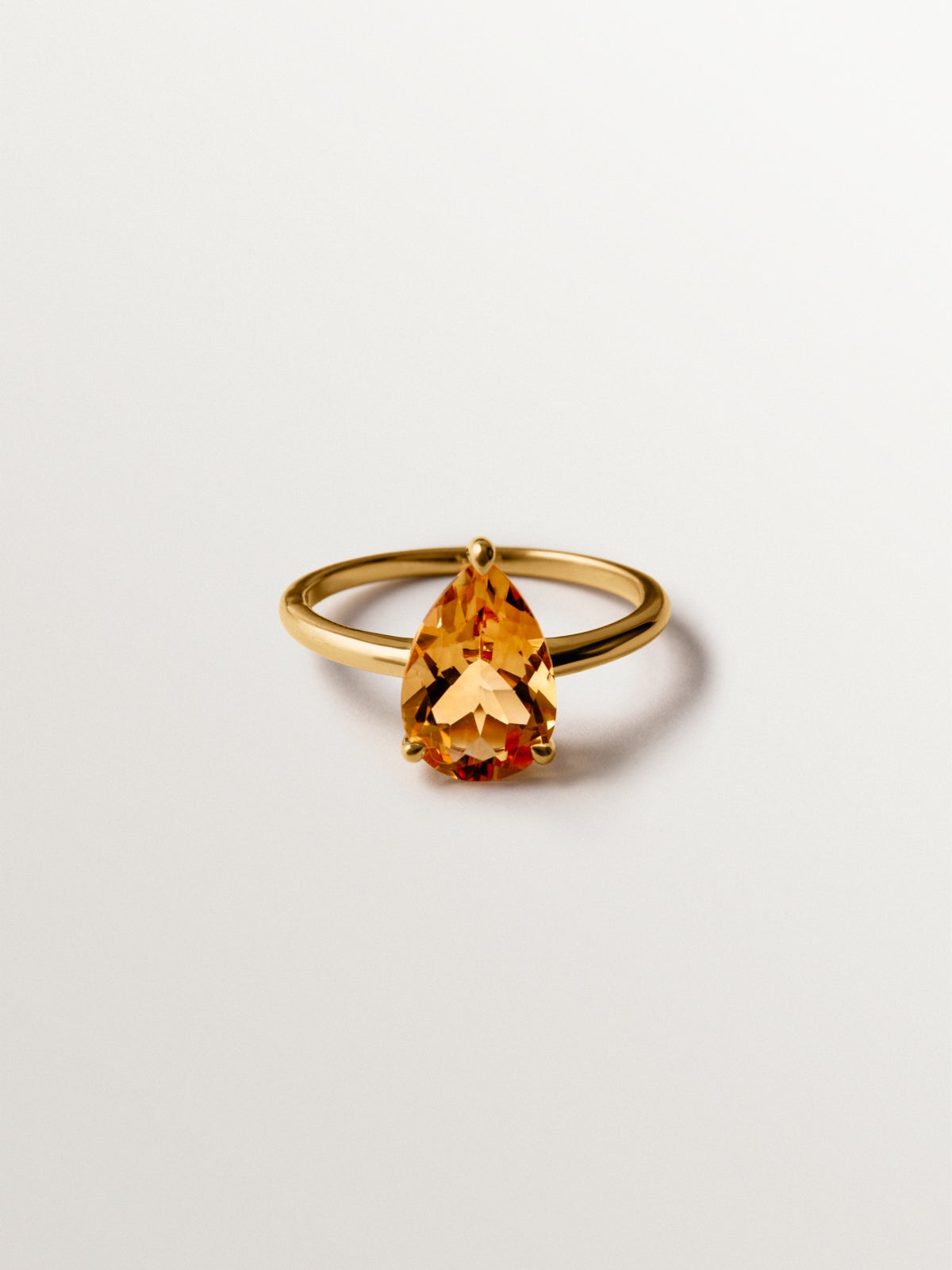 925 silver ring plated in 18K yellow gold with orange citrine