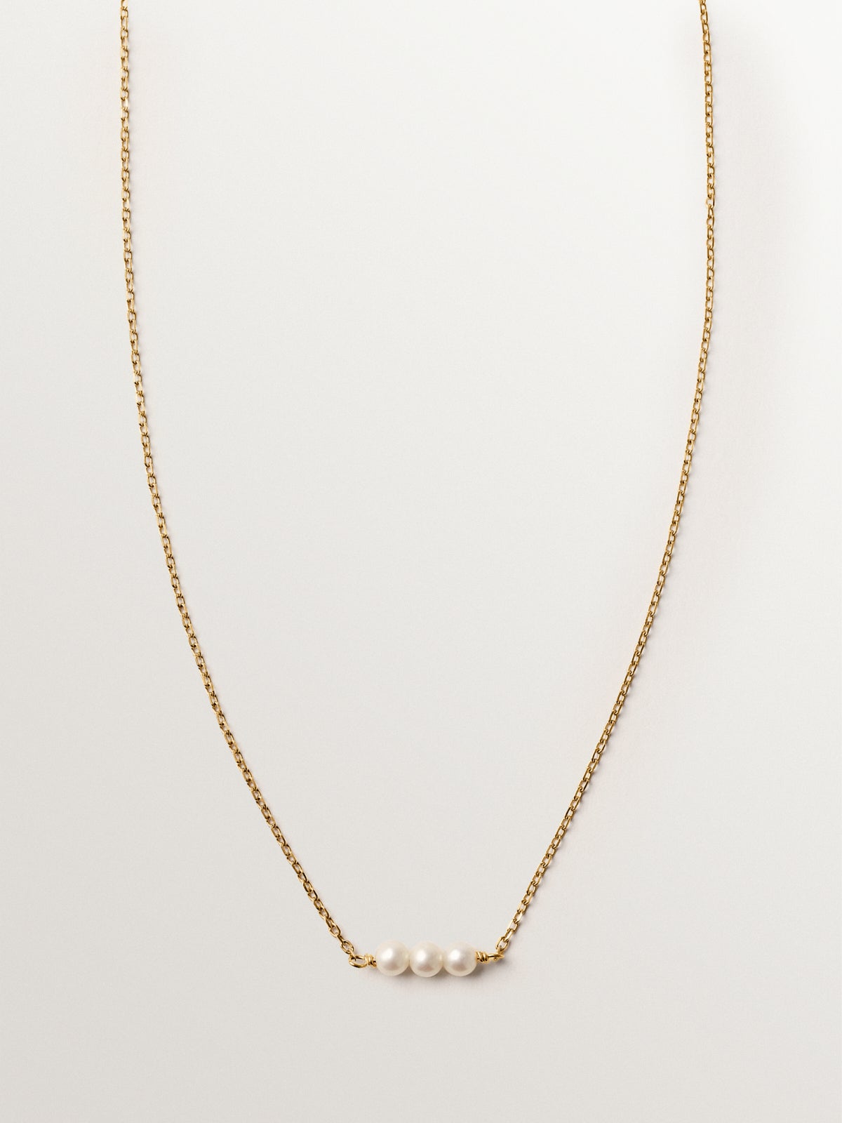 925 silver necklace plated in 18K yellow gold with pearls