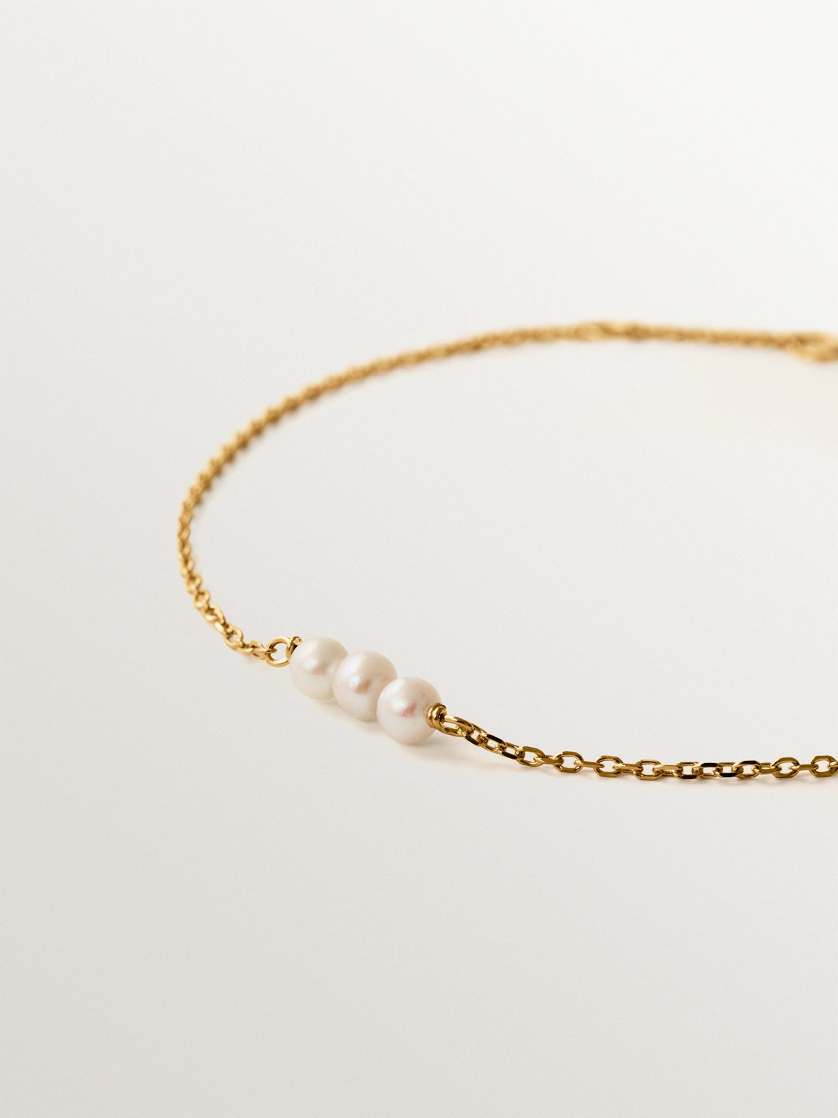 925 silver bracelet plated in 18K yellow gold with pearls
