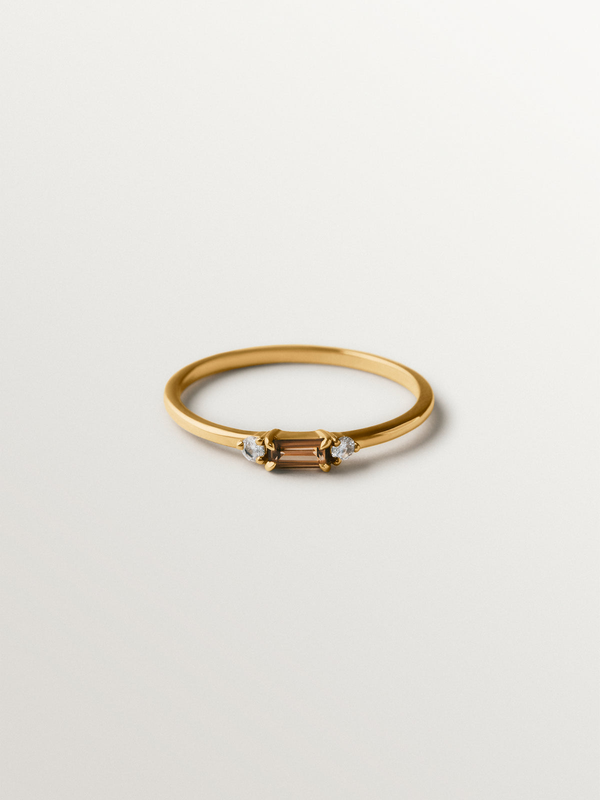 9K yellow gold ring with diamonds and brown quartz
