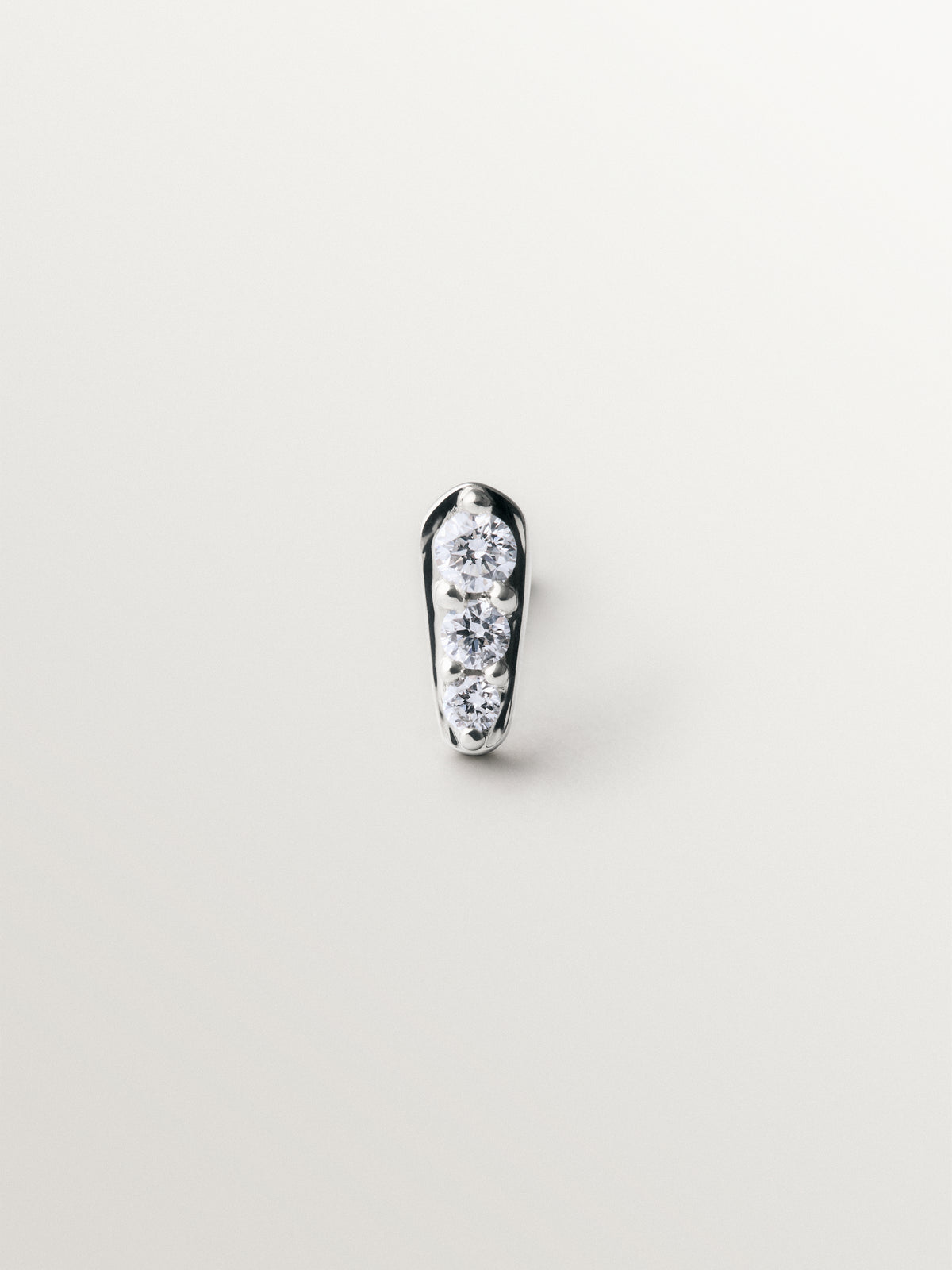 925 silver single earring with lab grown diamonds