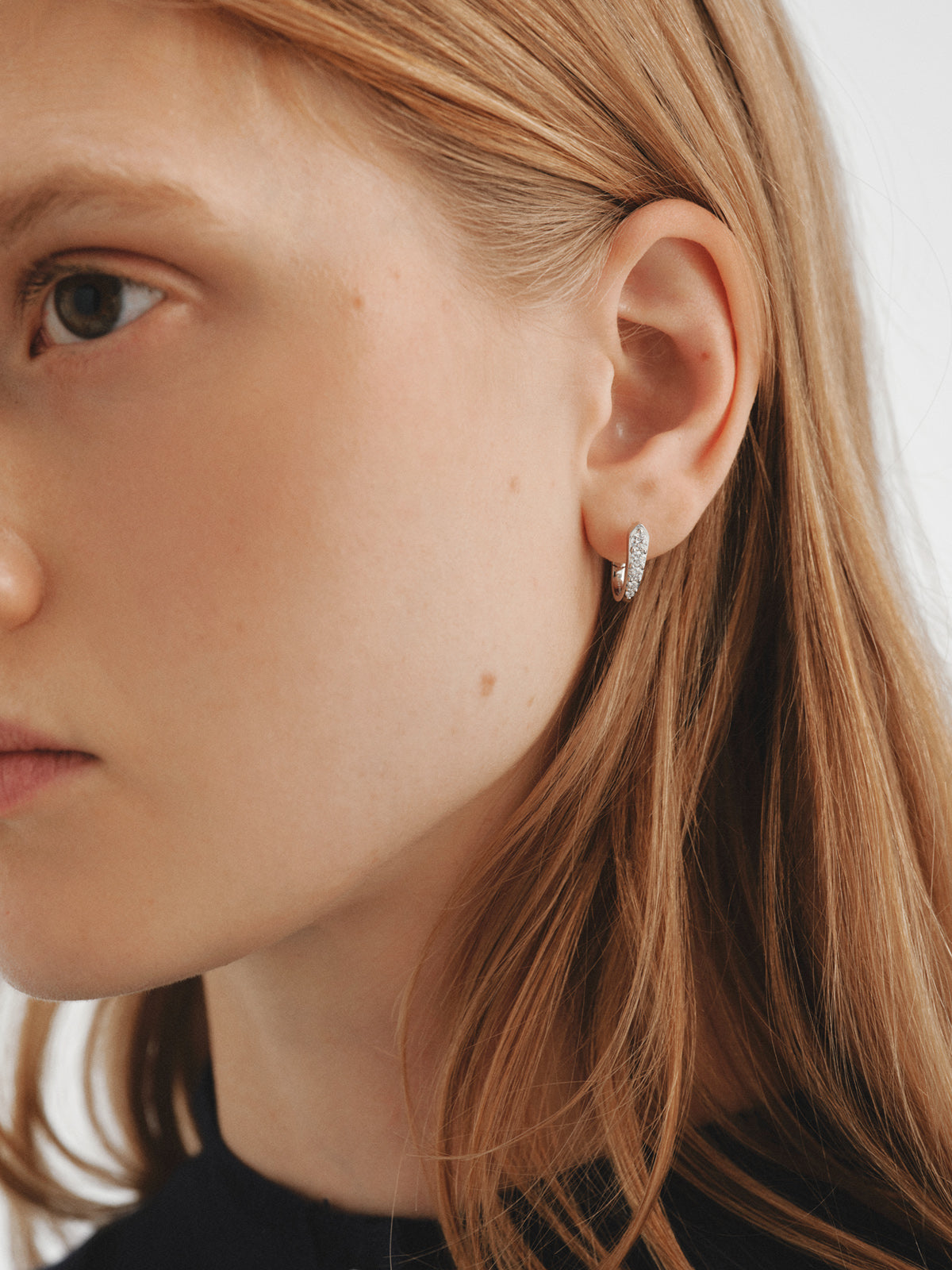 925 silver hoop earrings with lab grown diamonds