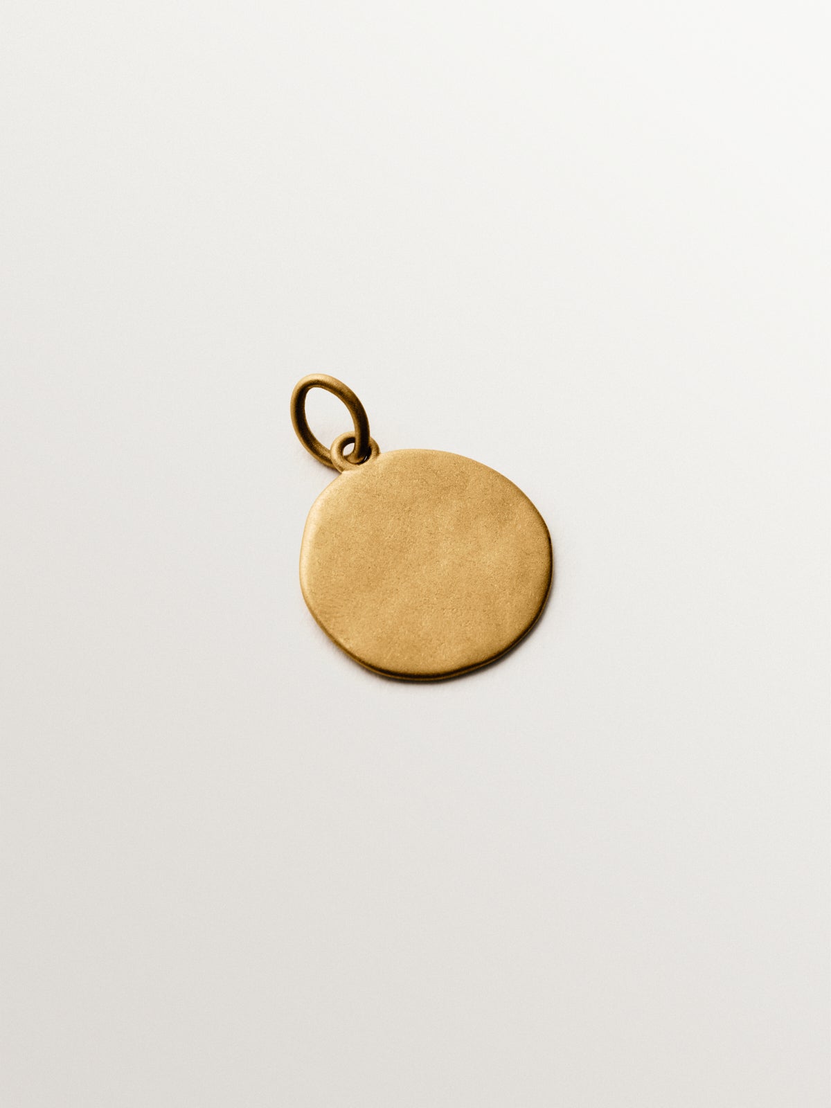 925 silver medal charm plated in 18K yellow gold