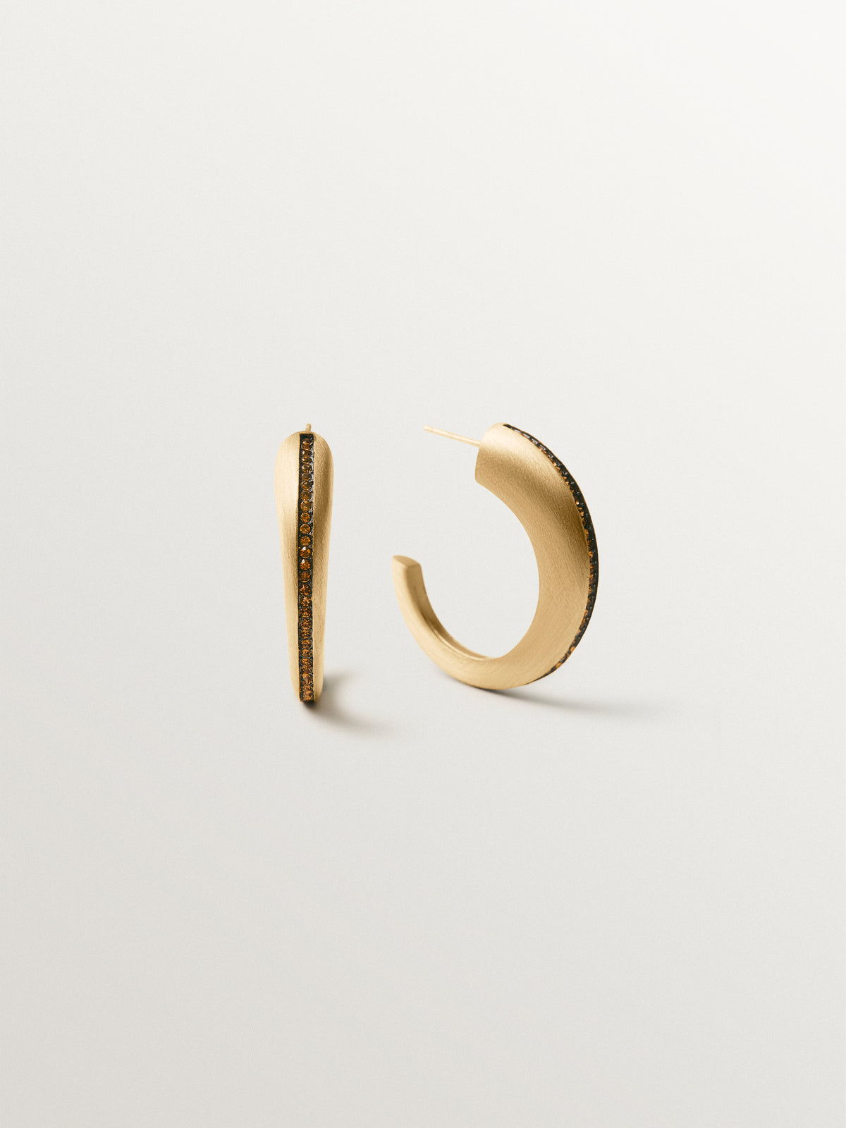 18K yellow gold-plated 925 sterling silver hoop earrings with brushed finish and brown quartz