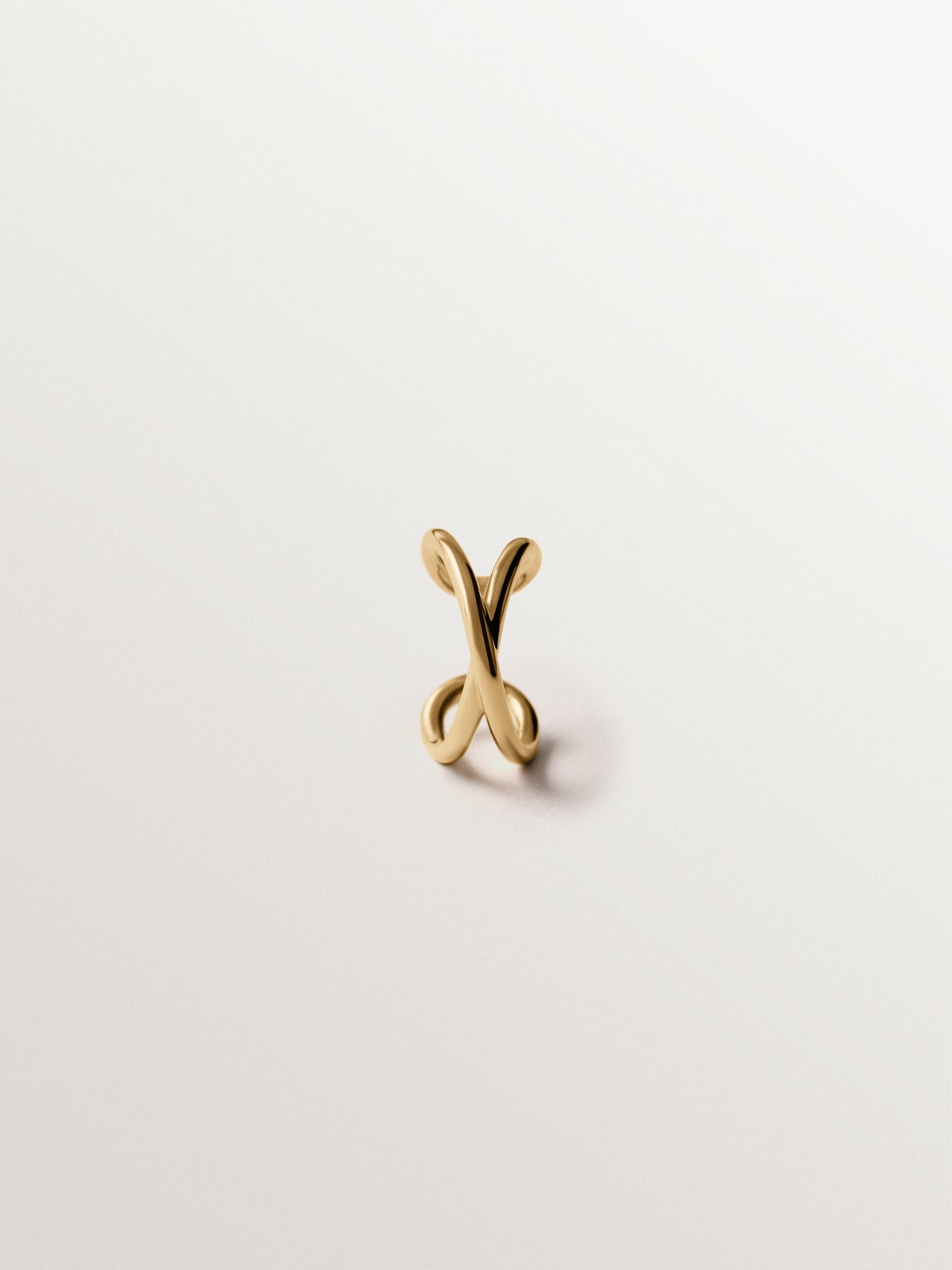 925 silver crossed earcuff plated in 18K yellow gold
