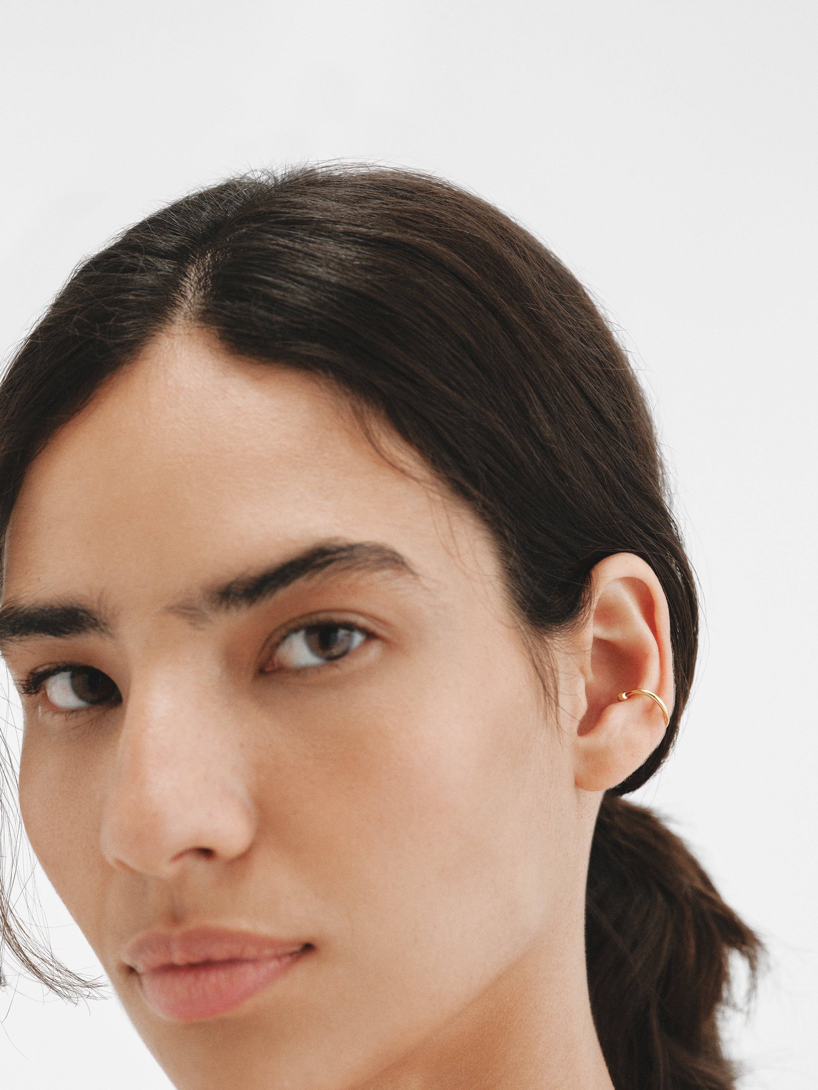 Plain 925 silver earcuff plated in 18K yellow gold